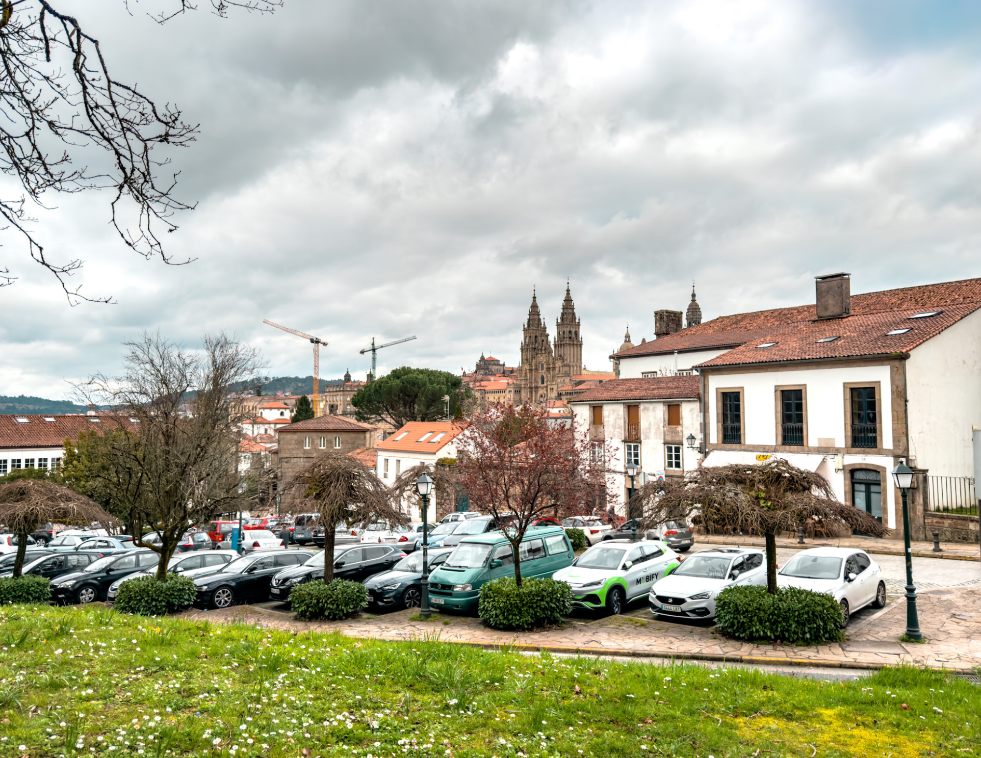 Alameda Park in Santiago de Compostela (7).png